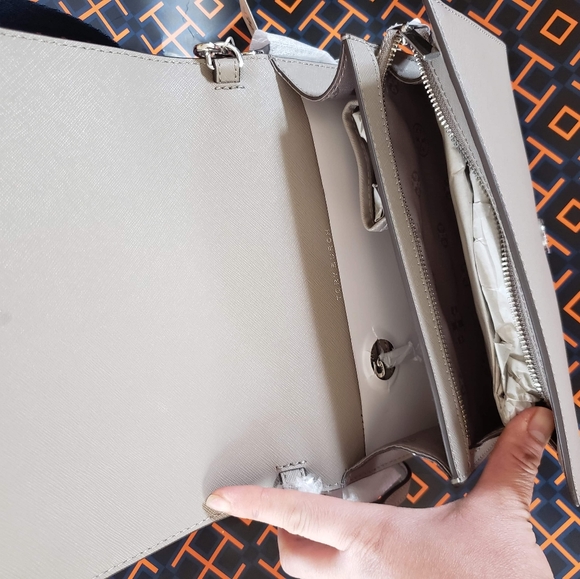 π―AUTHENTIC - Picture 4 of 8